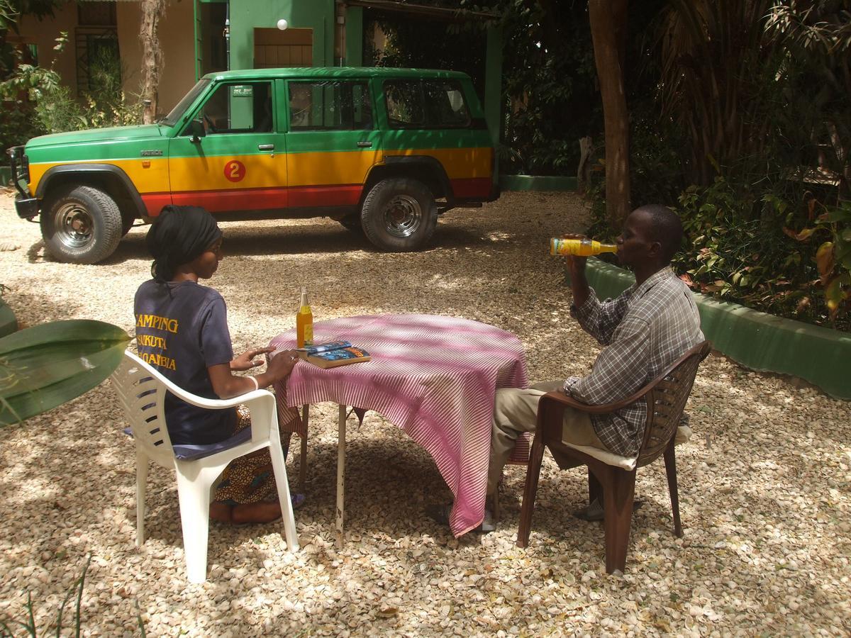 Camping-Sukuta & Lodge Eksteriør billede